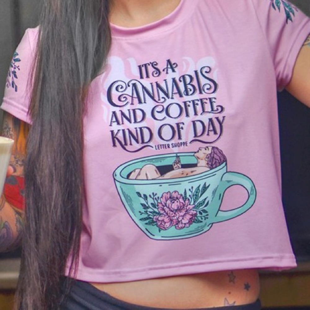 LETTERSHOPPE Cannabis & Coffee Cropped Tee SIZE M